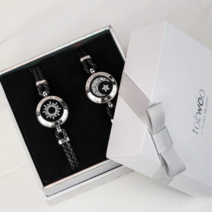 اساور الشمس و القمر totwoo